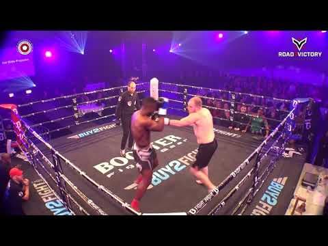 Wessel Catshoek vs Momolu Roberts